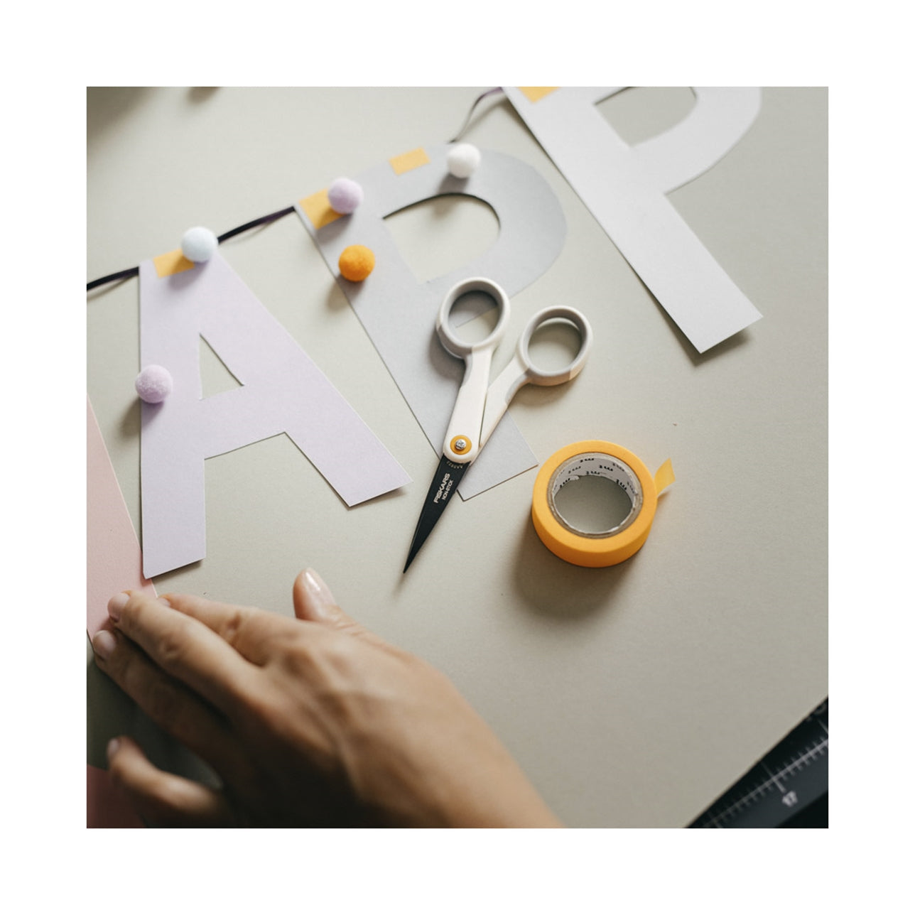 Fiskars - Scissors Crafts Micro-Tip 13cm Non-stick