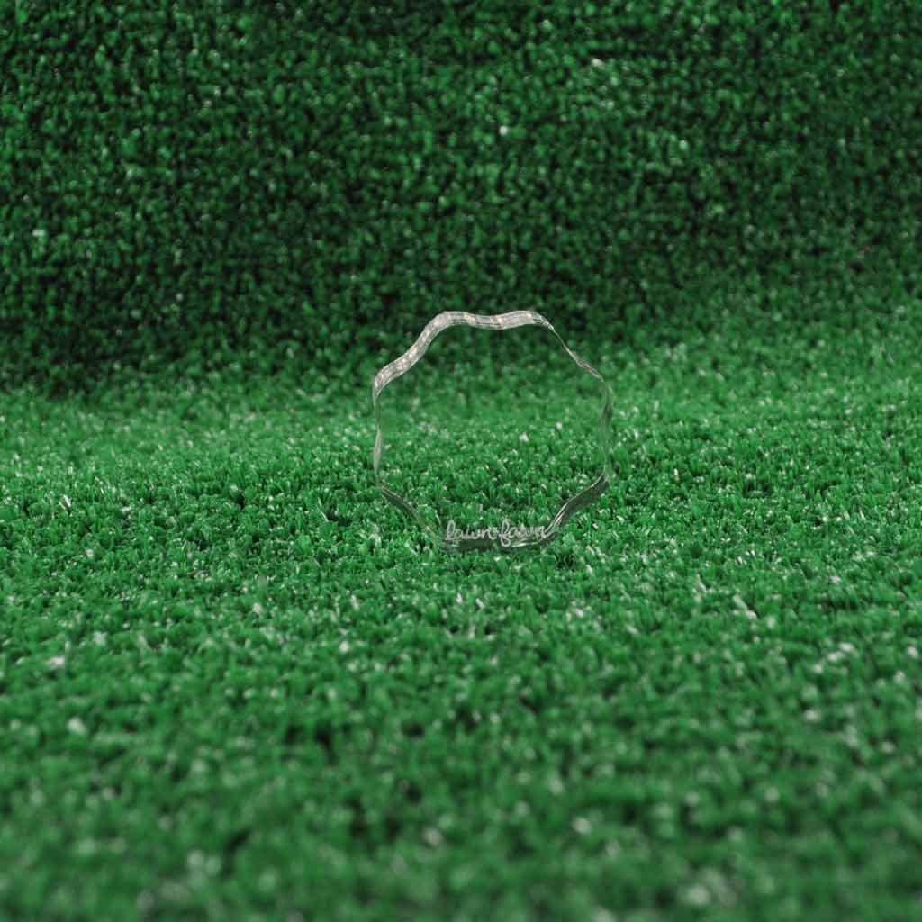 Lawn Fawn - 1.75" Round Grip Block