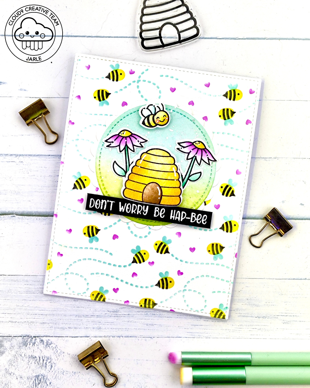 Encouragement Summer Card feat. Lawn Fawn Bee Happy Background Stencils