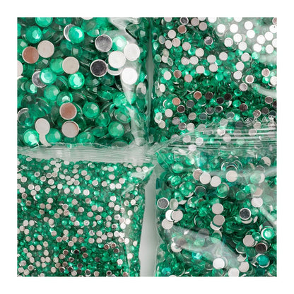 We R Makers - Rhinestones Pool