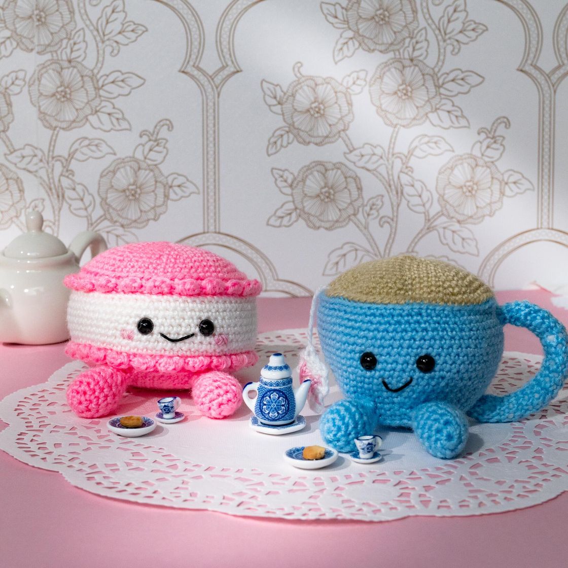 Bucilla - Bes-Teas Amigurumi Kit