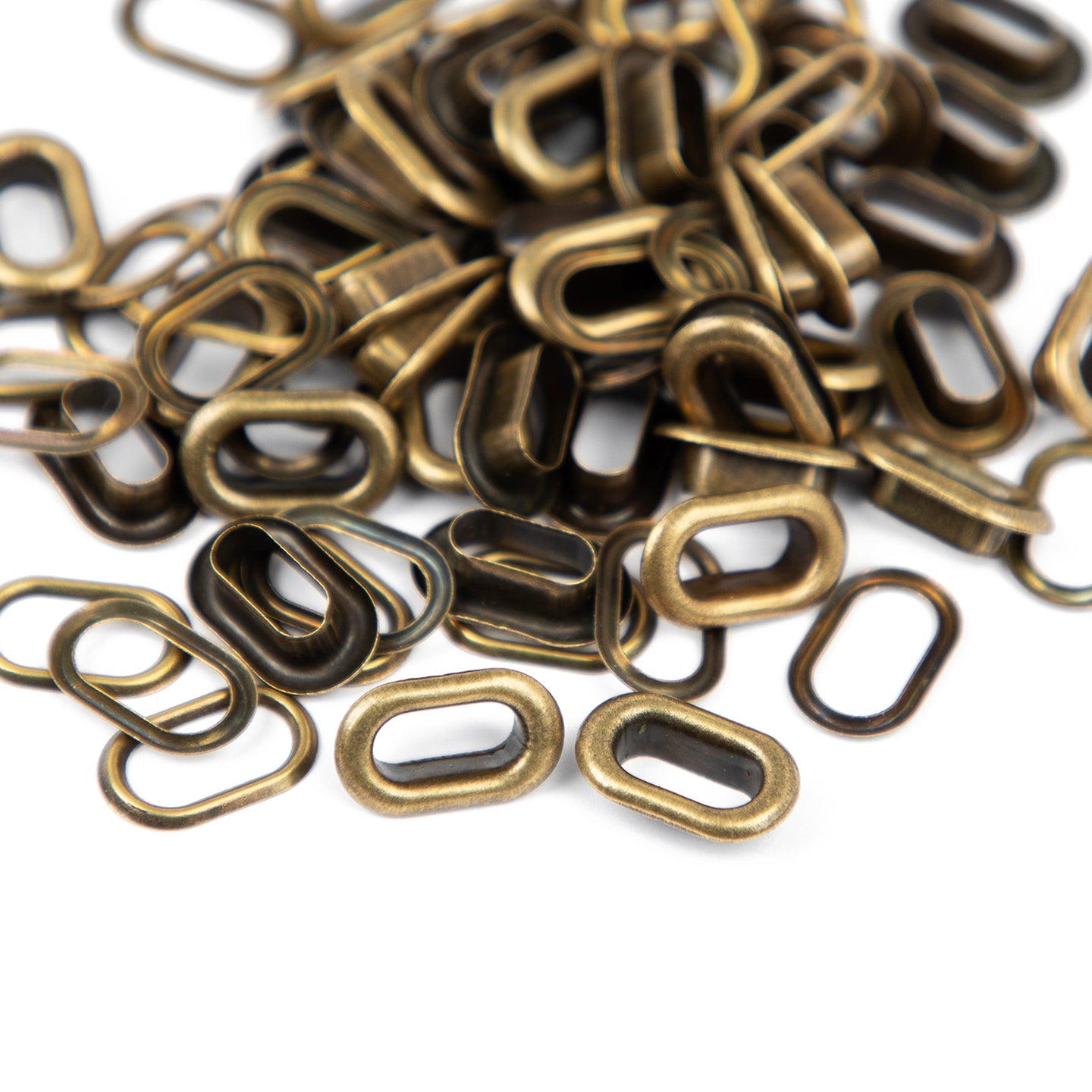 We R Makers - Crop-A-Dile Oval Eyelets Copper (50pcs)