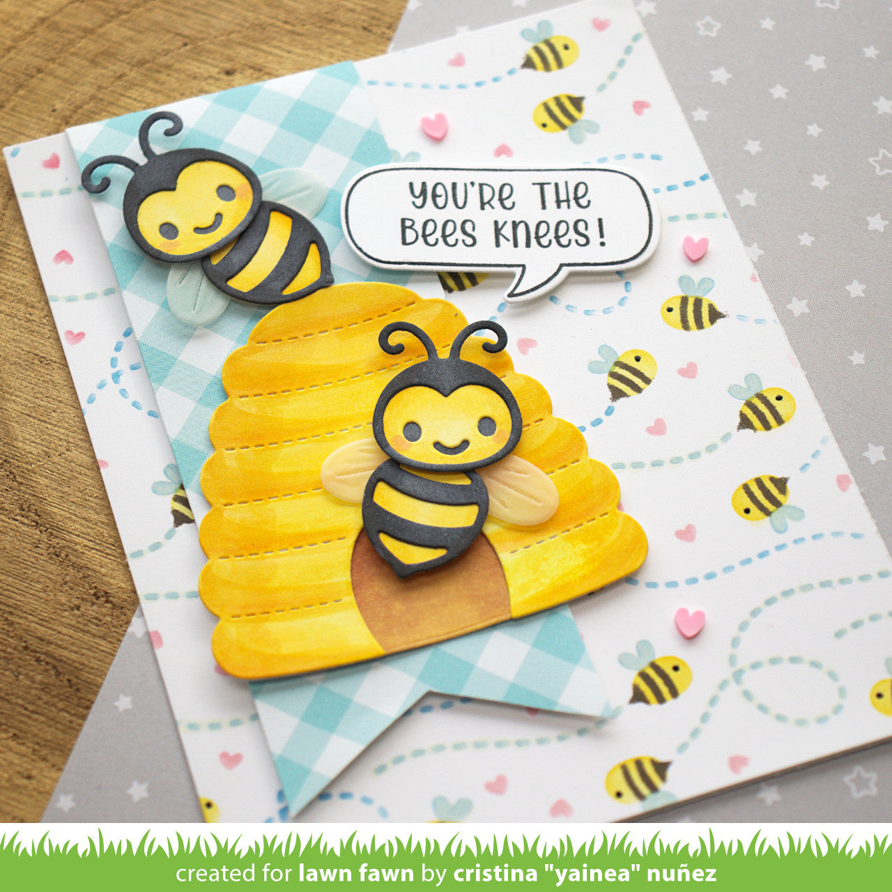 Lawn Fawn - Bee Happy Background Stencils (4pcs)