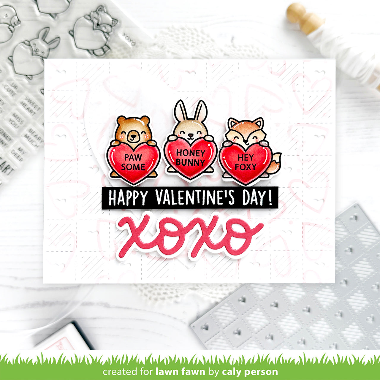 Lawn Fawn - Outline Hearts Stencil