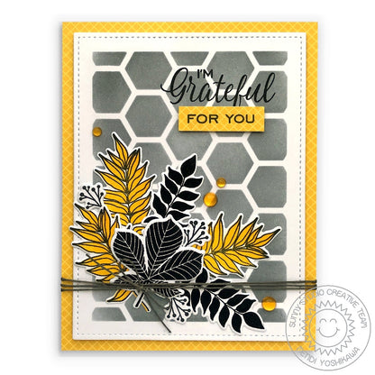 Sunny Studio - Frilly Frames Hexagon Dies