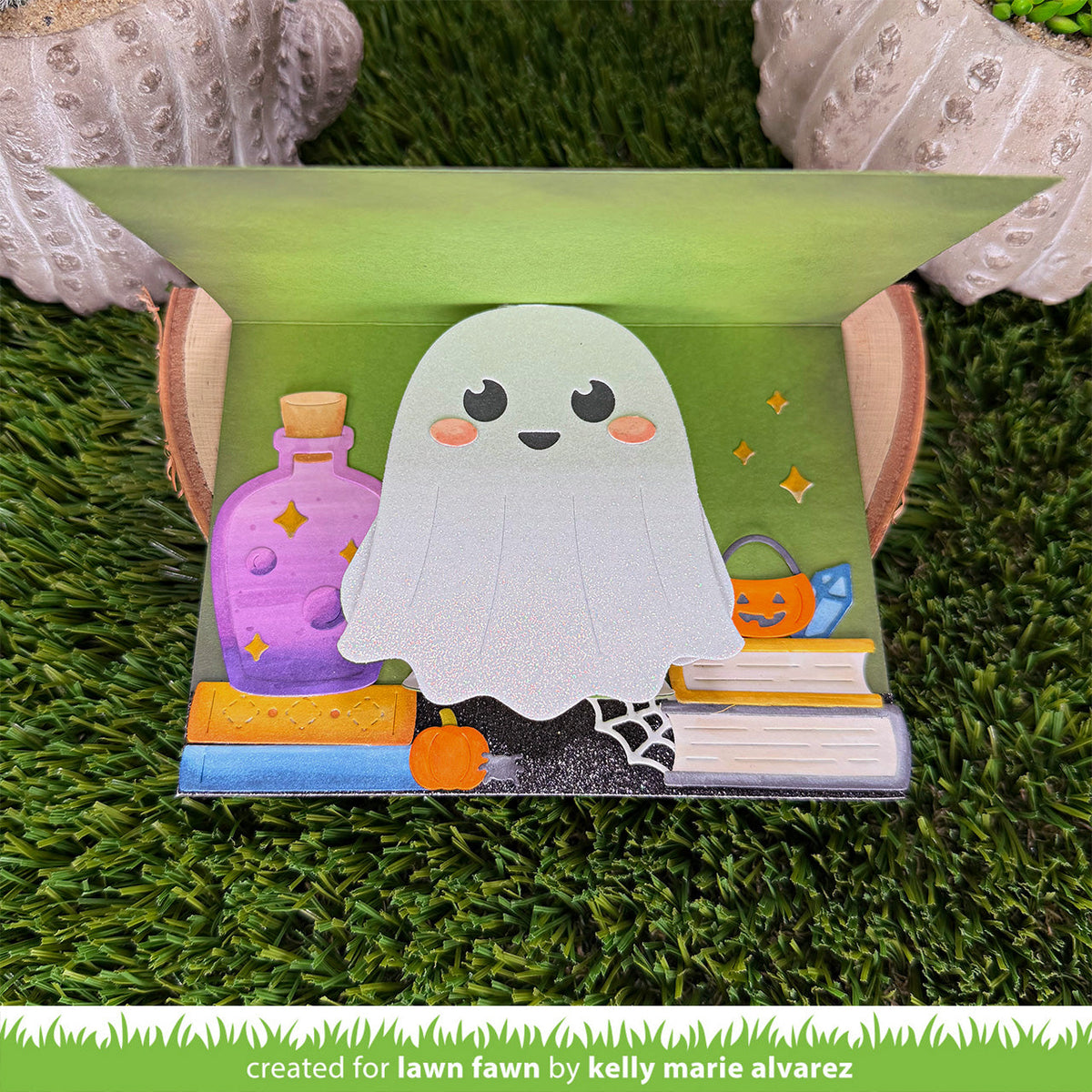 Lawn Fawn - Big Hugs Ghost