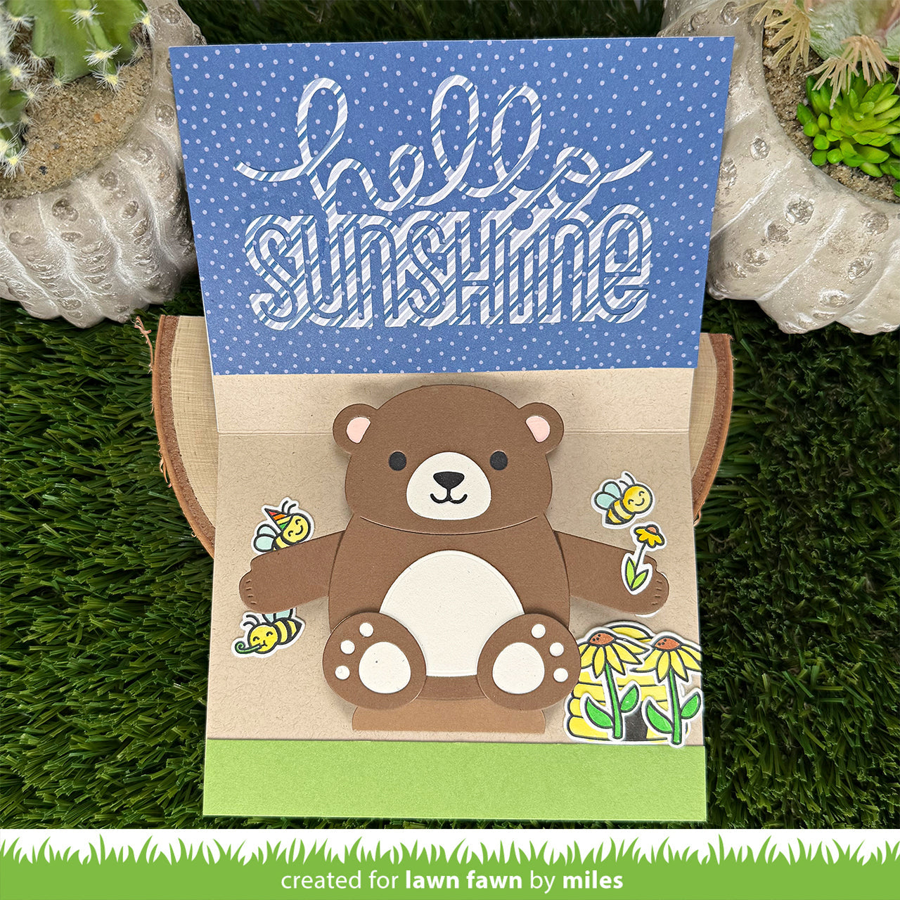 Lawn Fawn - Big Hugs Pop-Up