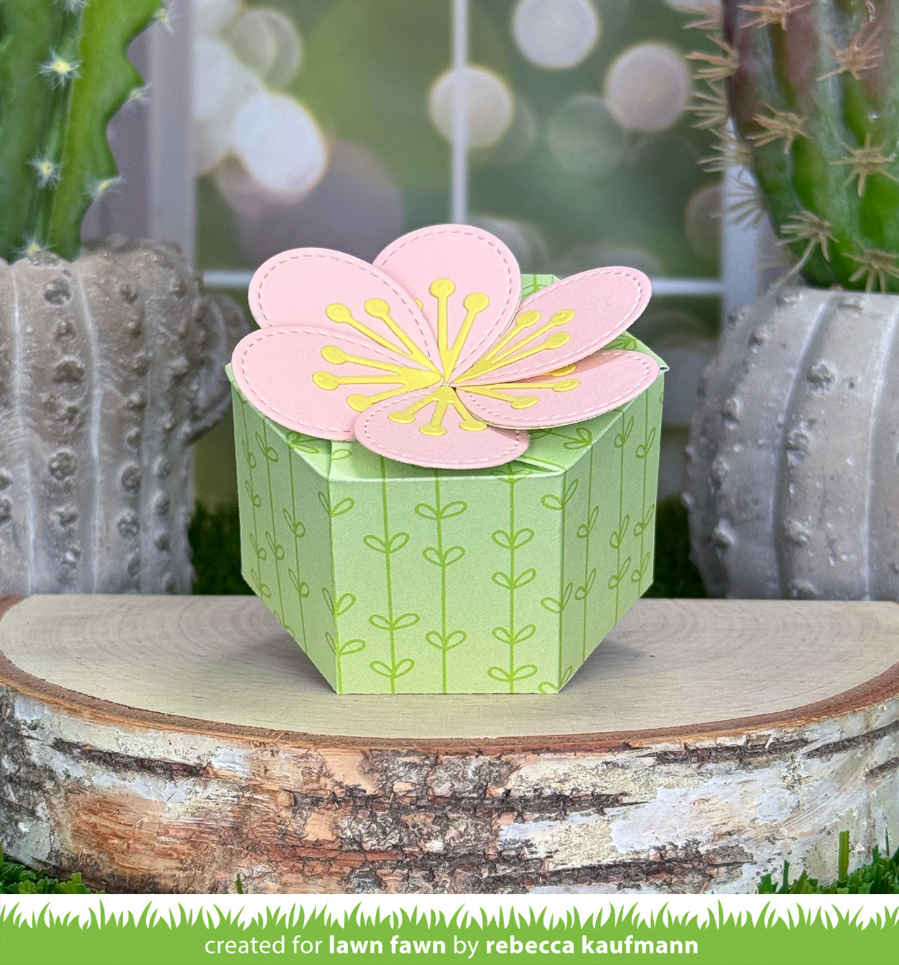 Lawn Fawn - Flower Treat Box