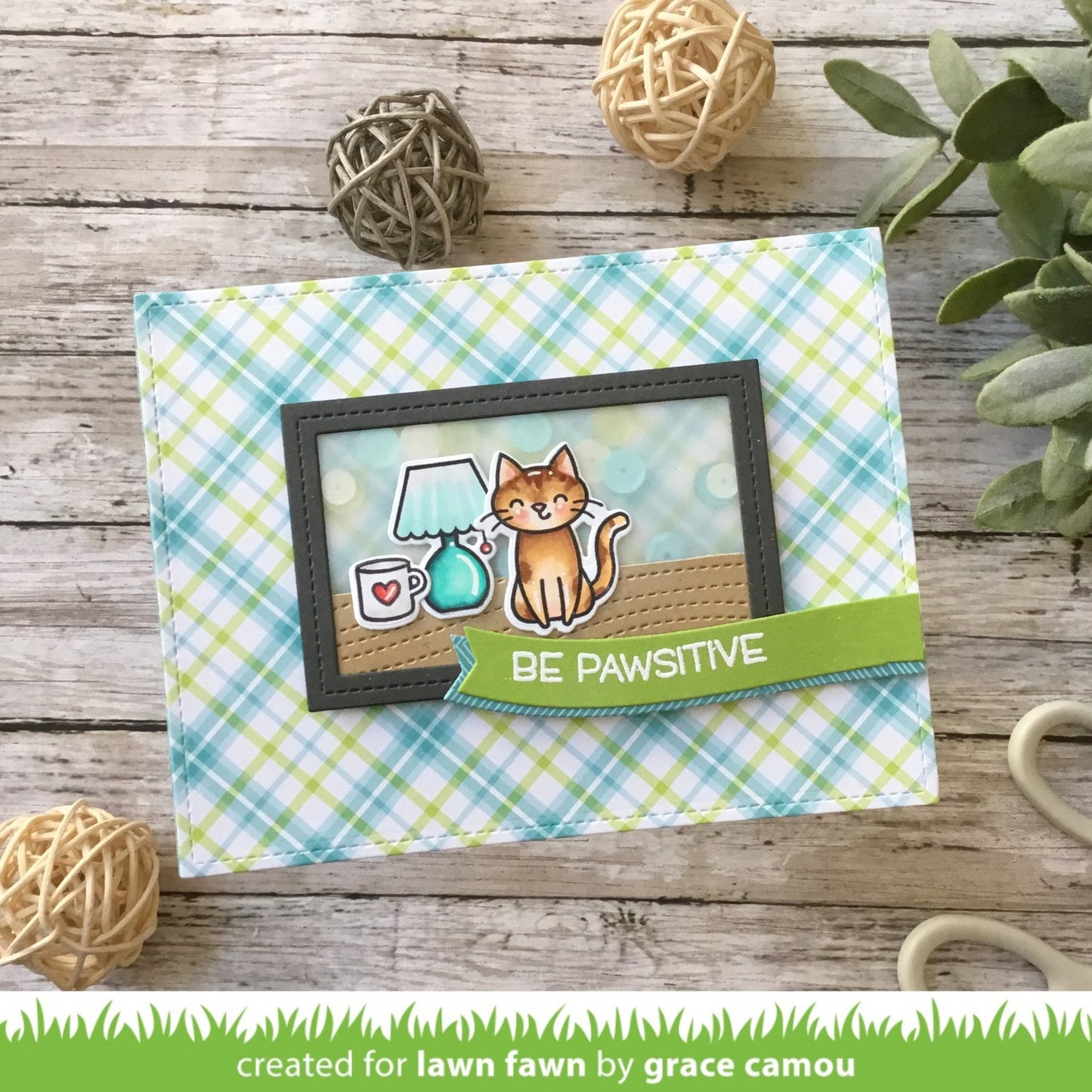 Lawn Fawn - Pop-Up Desk