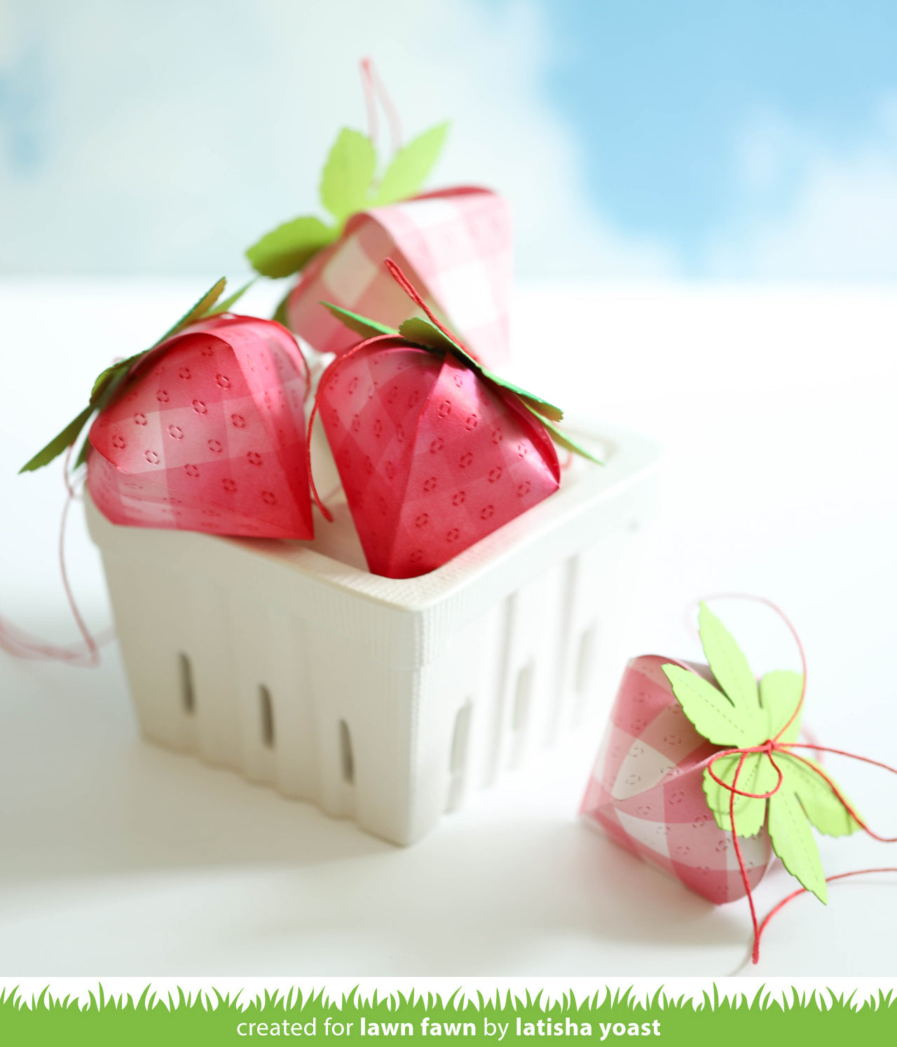 Lawn Fawn - Strawberry Treat Box