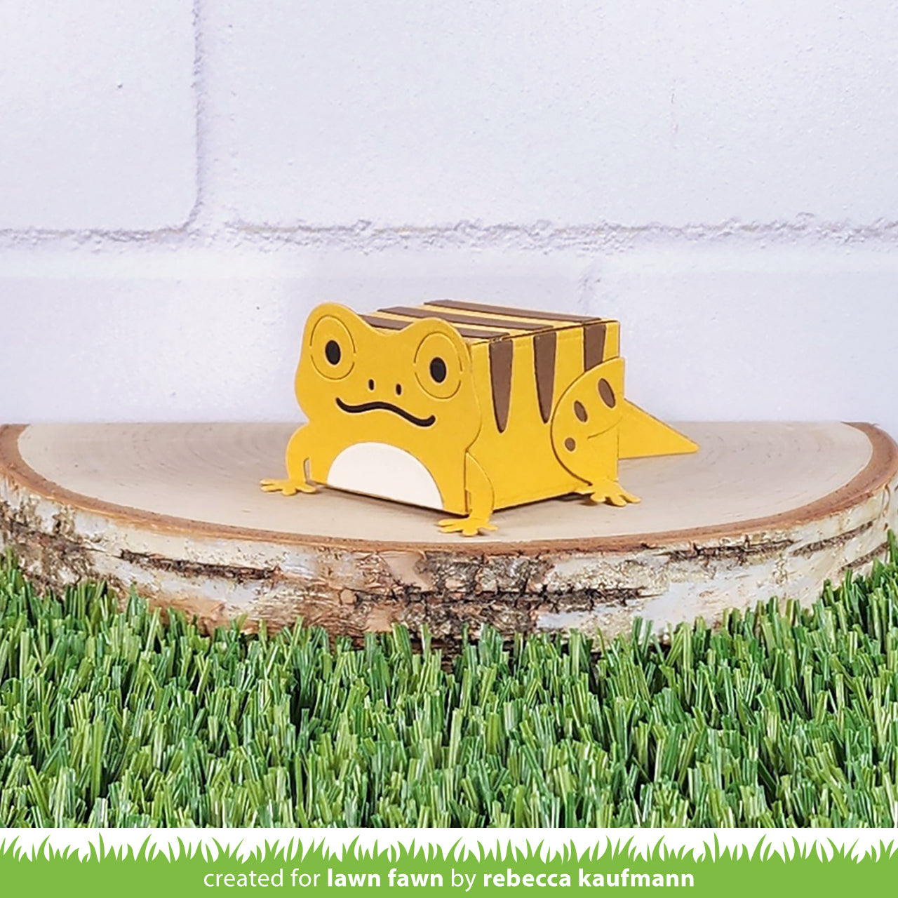 Lawn Fawn - Tiny Gift Box Lizard And Snake Add-On