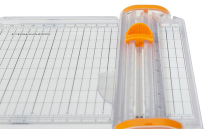 Fiskars - Paper Trimmer SureCut A5