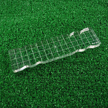 Lawn Fawn - 2"x8" Grip Block With Grid