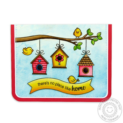 Sunny Studio - a Bird's Life