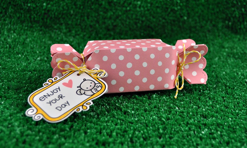 Lawn Fawn - Candy Box