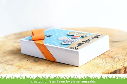 Lawn Fawn - Gift Box