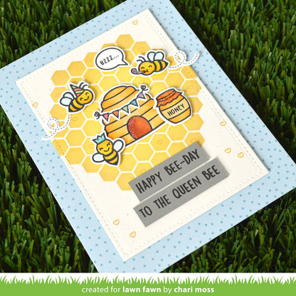 Lawn Fawn - Honeycomb Stencil