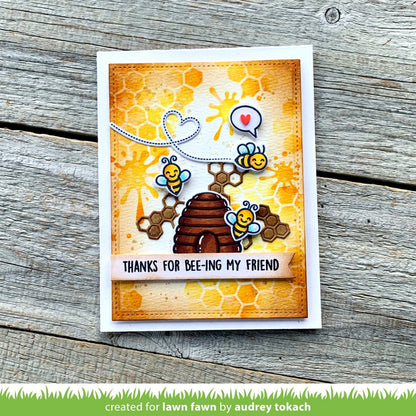 Lawn Fawn - Honeycomb Stencil