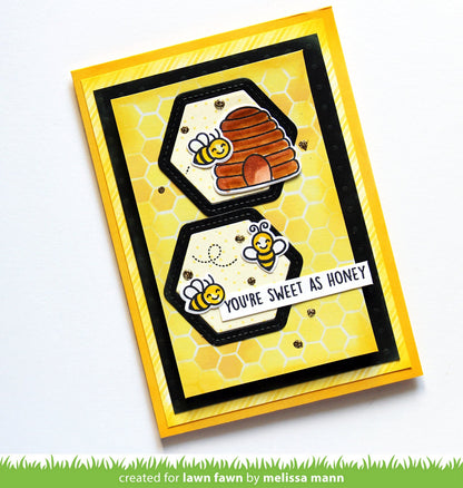 Lawn Fawn - Honeycomb Stencil
