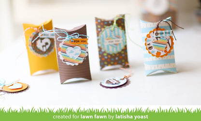 Lawn Fawn - Scalloped Circle Gift Tag
