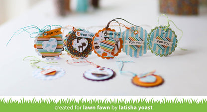 Lawn Fawn - Scalloped Circle Gift Tag