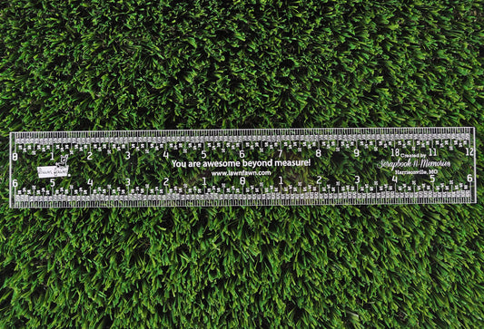 Lawn Fawn - Zero Centering 12" Ruler