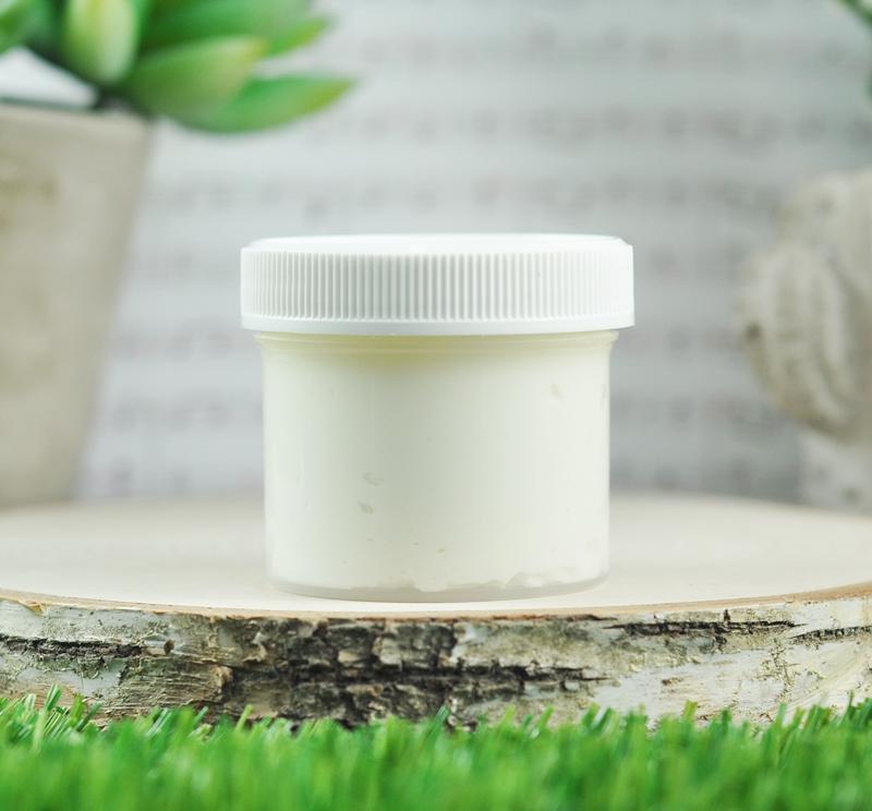 Lawn Fawn - Stencil Paste - White