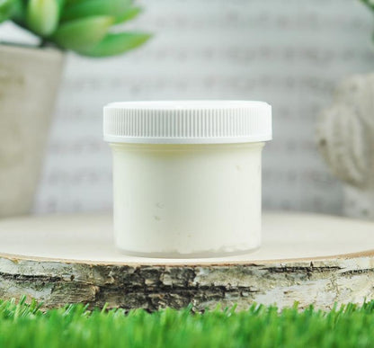 Lawn Fawn - Stencil Paste - White