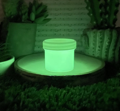 Lawn Fawn - Stencil Paste - Glow-In-The-Dark