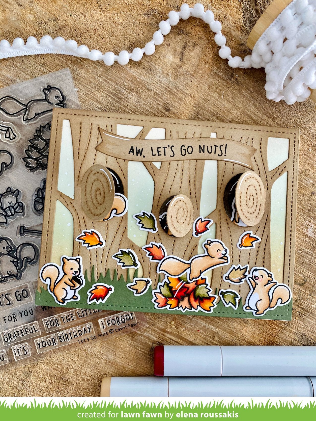 Lawn Fawn - Lift The Flap Tree Backdrop