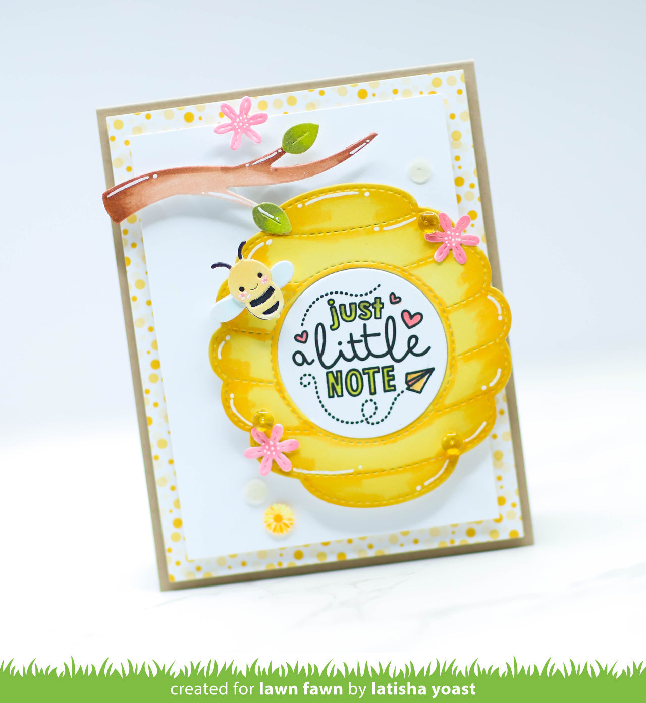 Lawn Fawn - Magic Iris Beehive Add-On