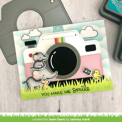 Lawn Fawn - Magic Iris Camera Pull-Tab Add-On