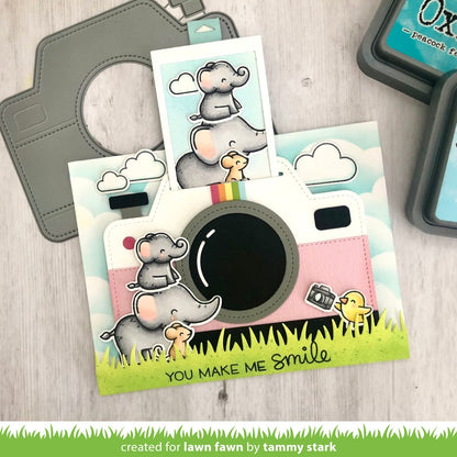 Lawn Fawn - Magic Iris Camera Pull-Tab Add-On