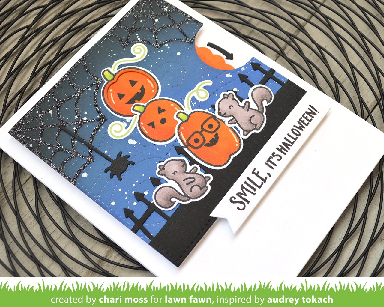 Lawn Fawn - Spooky Fence Border