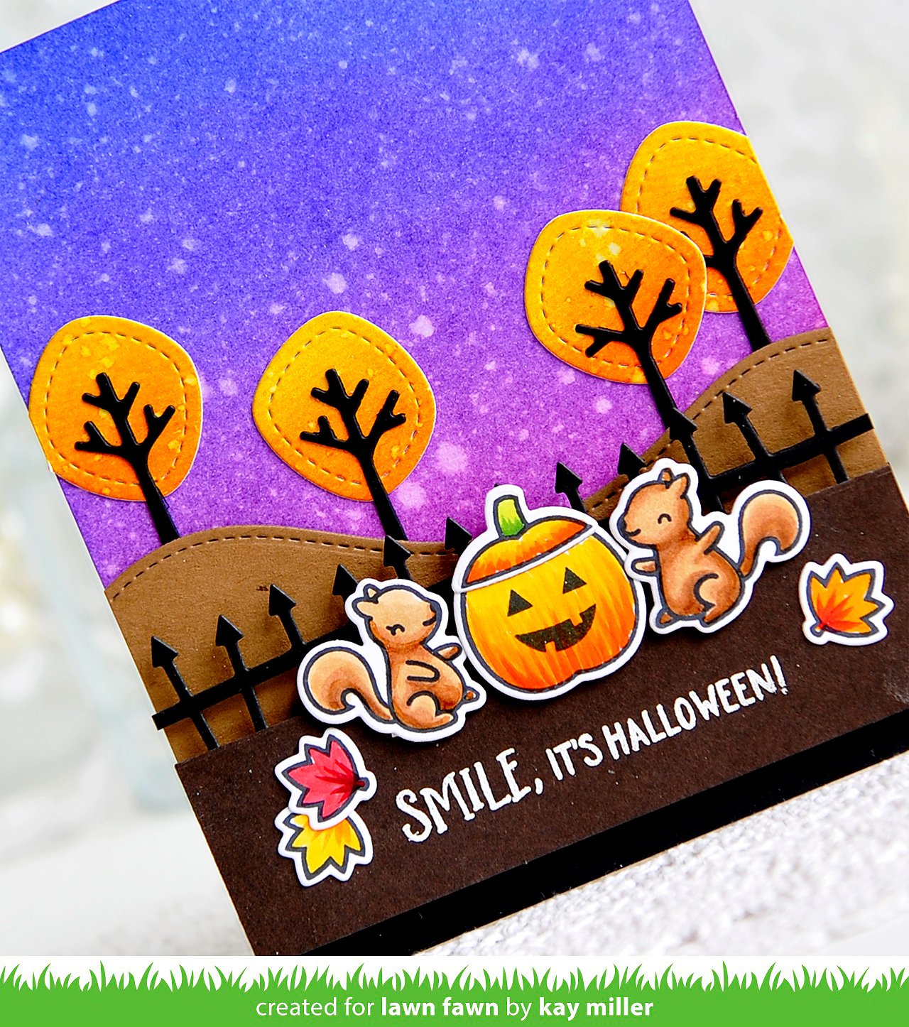 Lawn Fawn - Spooky Fence Border