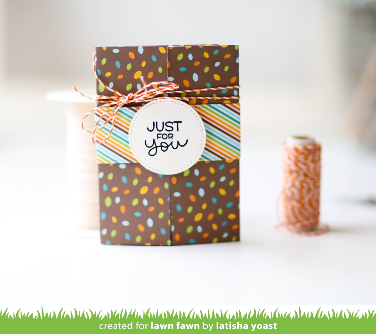 Lawn Fawn - Shutter Card