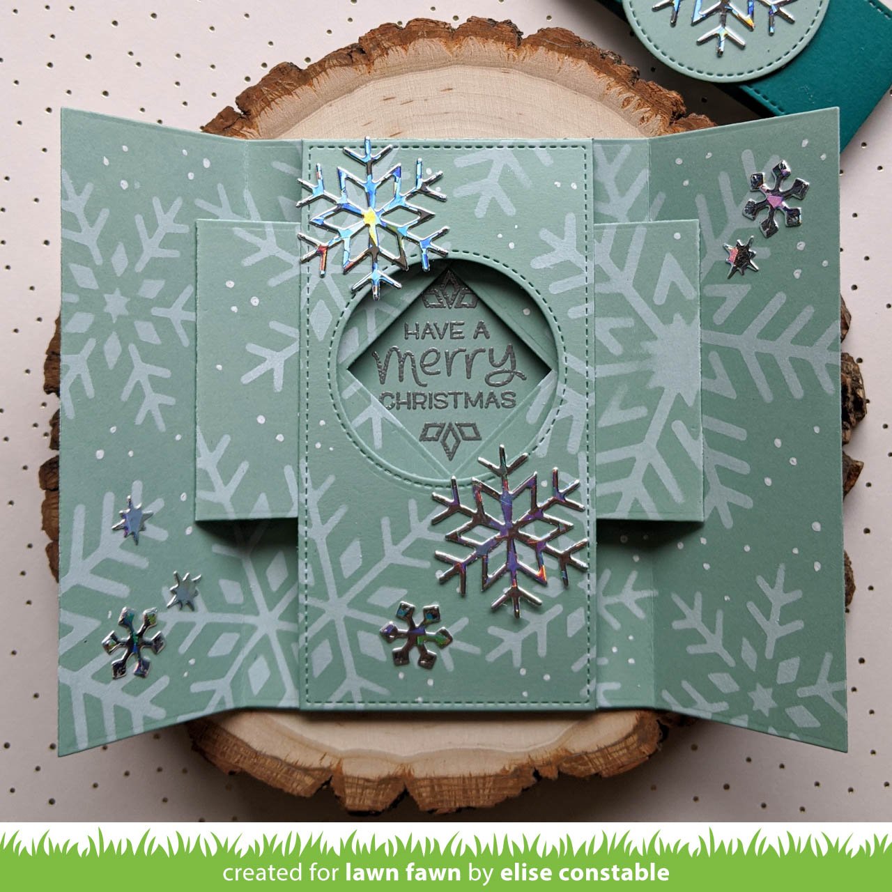 Lawn Fawn - Snowflake Trio Stencil