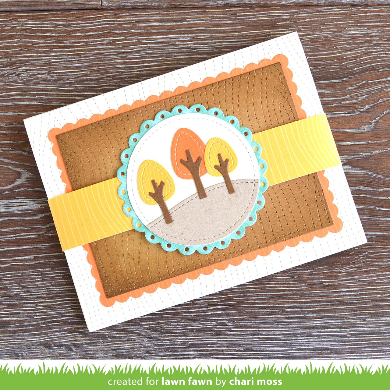 Lawn Fawn - Stitched Woodgrain Backdrop
