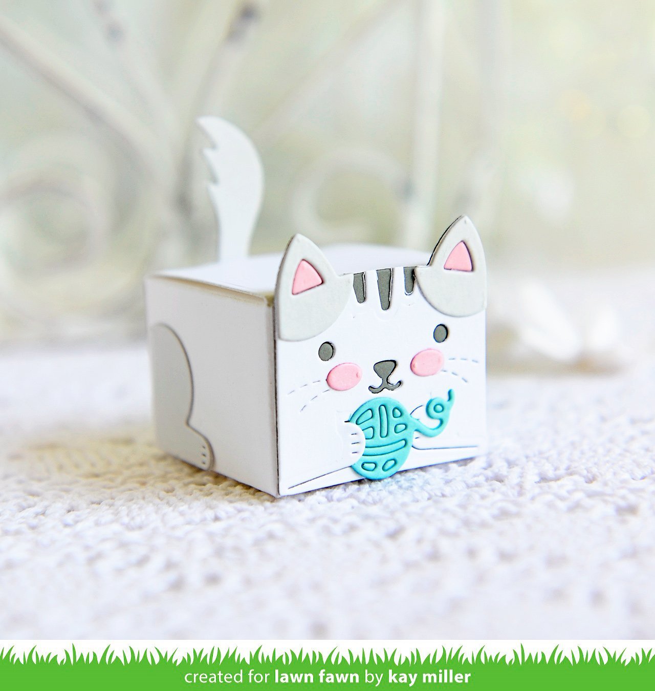 Lawn Fawn - Tiny Gift Box Cat Add-On