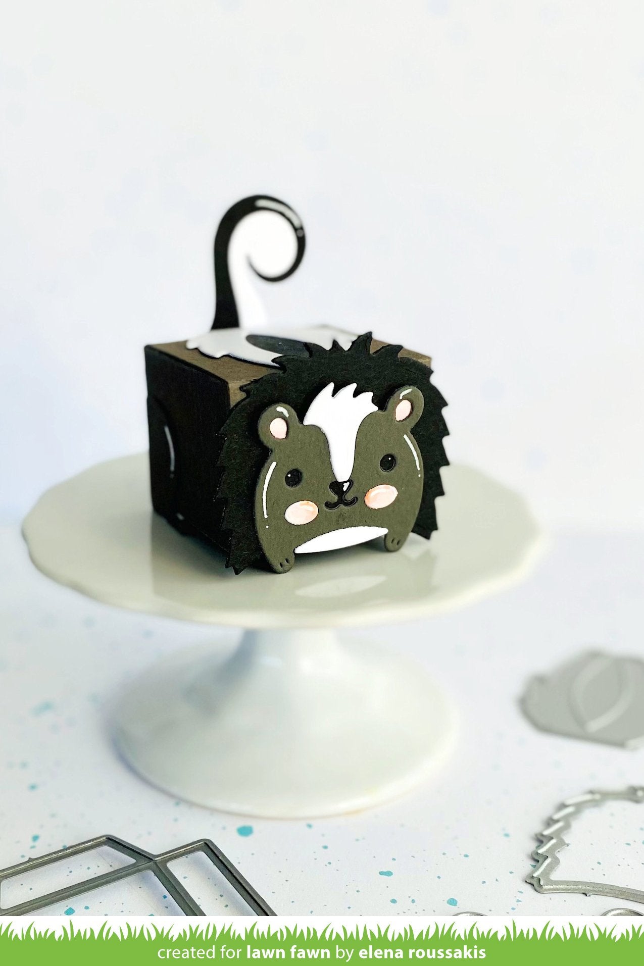 Lawn Fawn - Tiny Gift Box Skunk Add-On