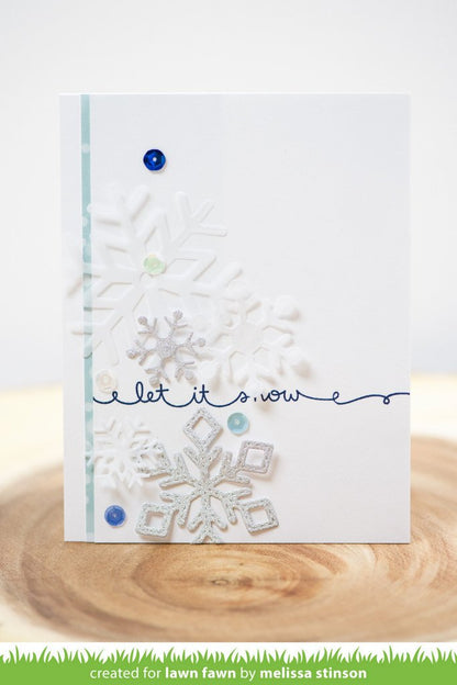 Lawn Fawn - Mini Snowflakes