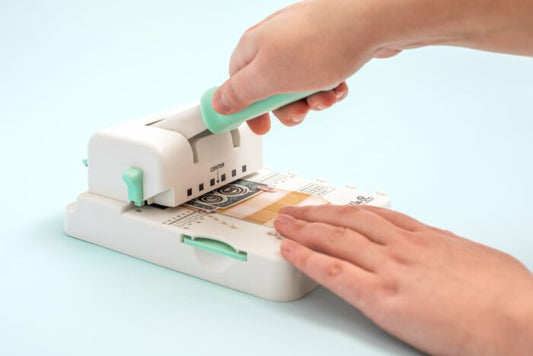 We R Makers - Mini Cinch Book Binding Tool